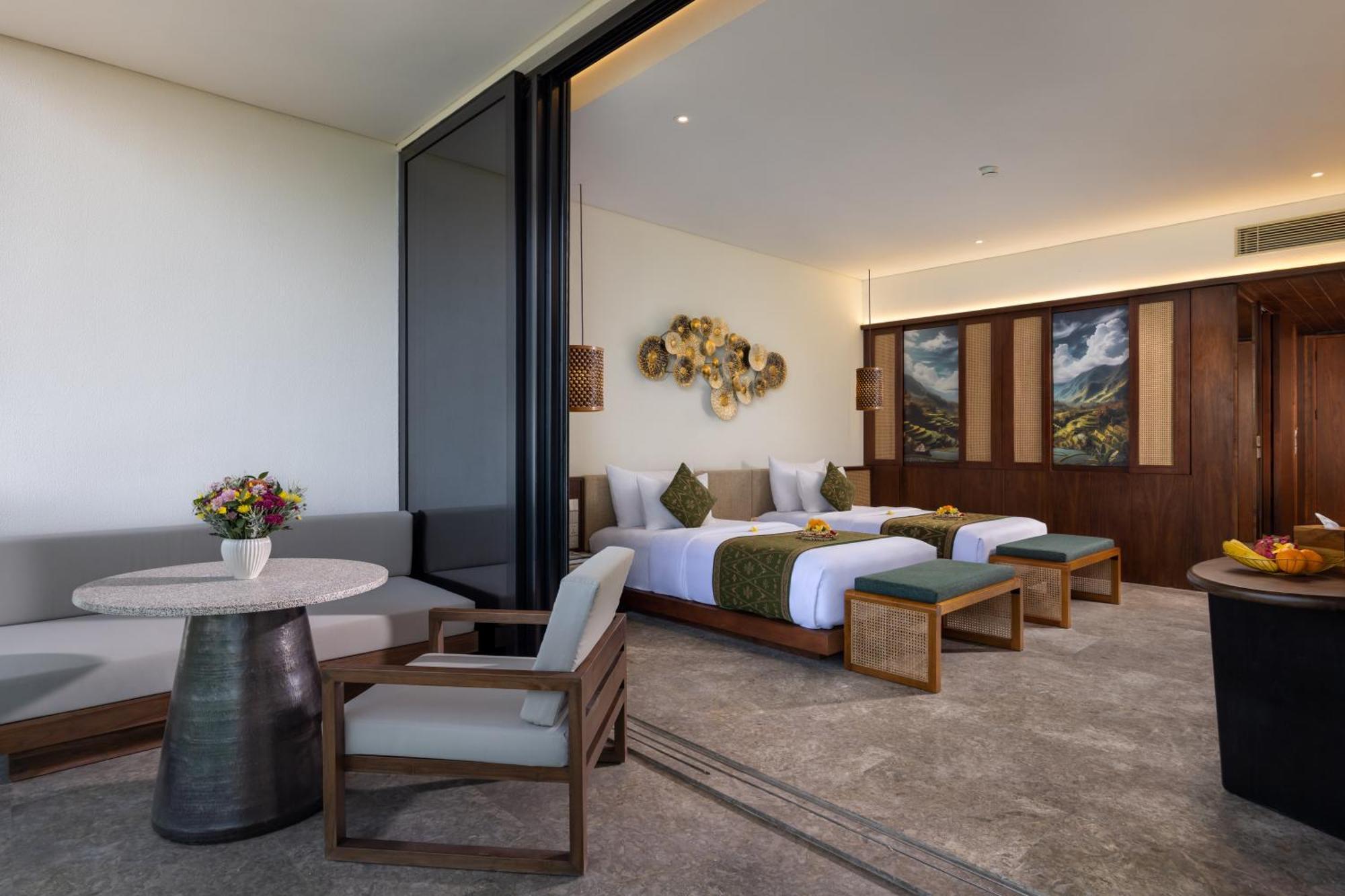 Sumitra Luxury & By Pramana Resor 5*